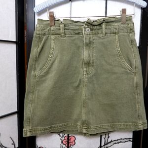 American Eagle Outfitters 16" Olive Sage Denim Mini Skirt Size 2